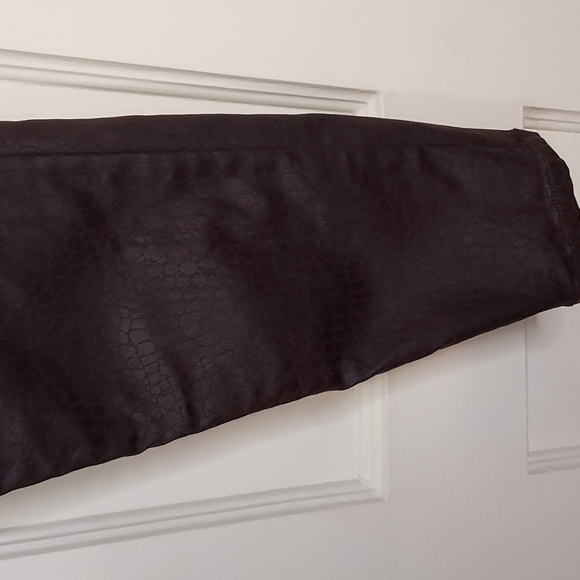 Kut From The Kloth Connie Slim Fit Coated Jeans - Picture 6 of 12